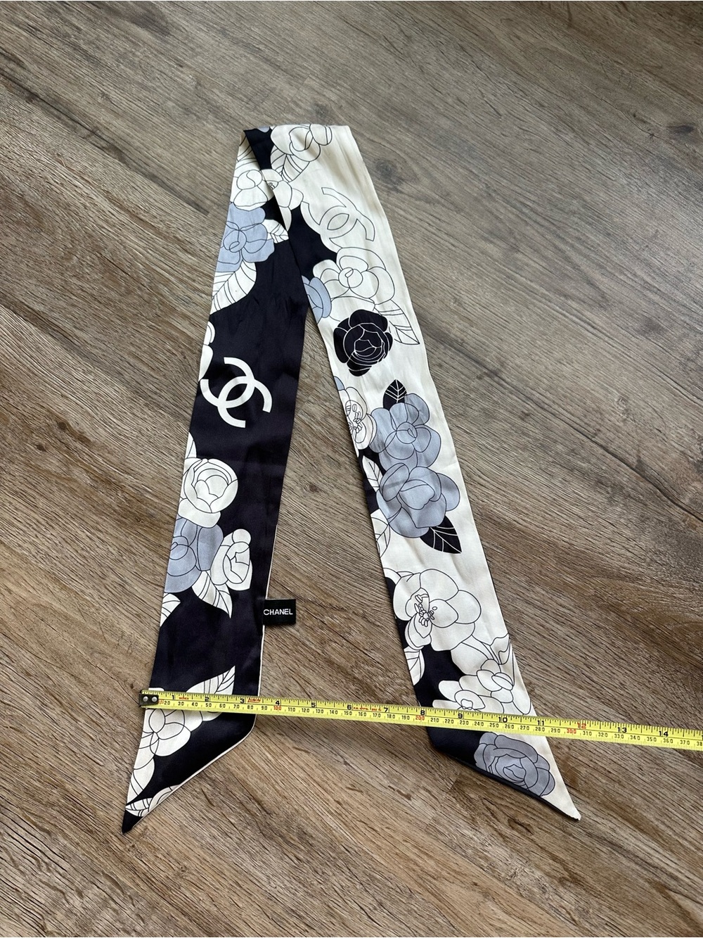 CHANEL Silk Scarf Tie - Picture 3 of 5